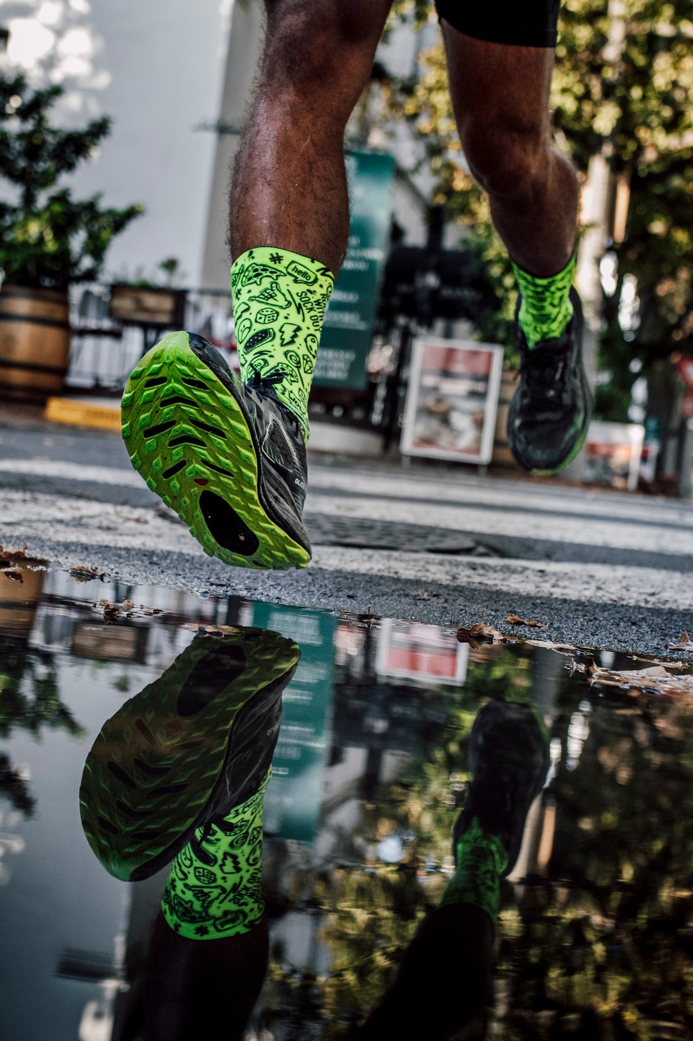 Fluo Doodle Socks