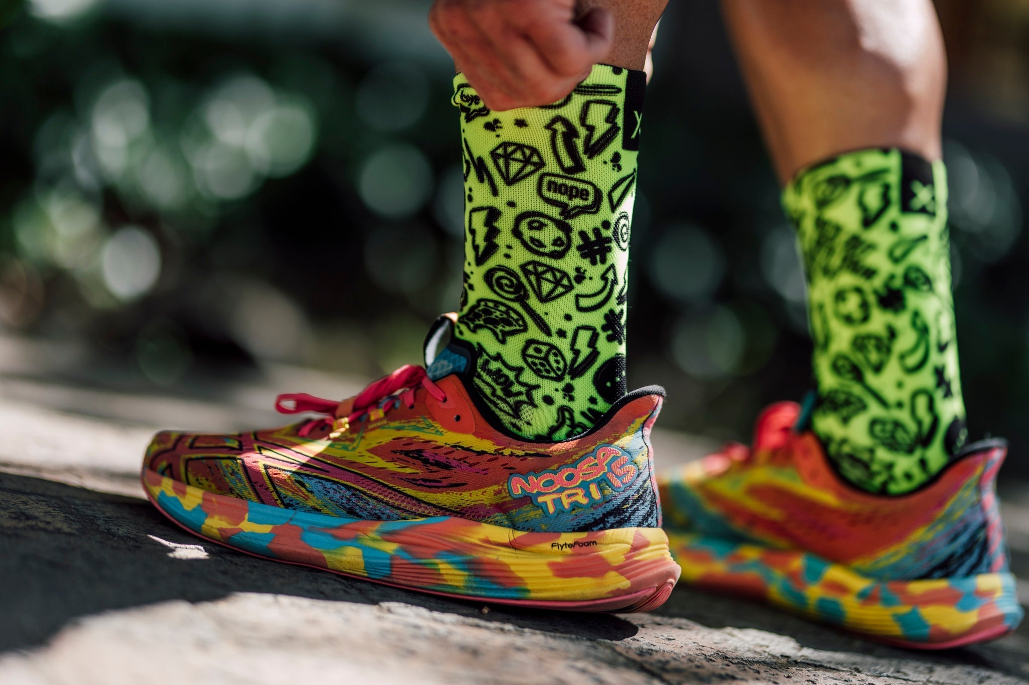 Fluo Doodle Socks